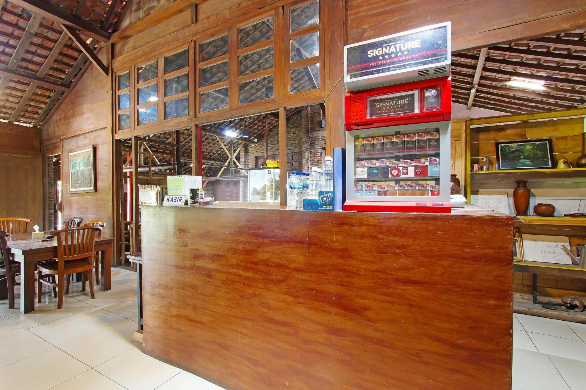 Super Oyo 3693 Kopi Klotok Homestay Syariah มาเกอลัง ภายนอก รูปภาพ